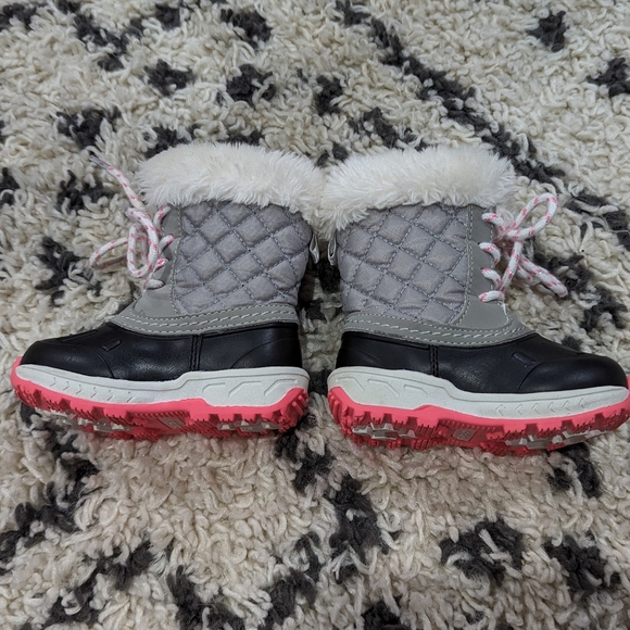 Carter's Toddler Girl Snow Boots - Picture 4 of 5